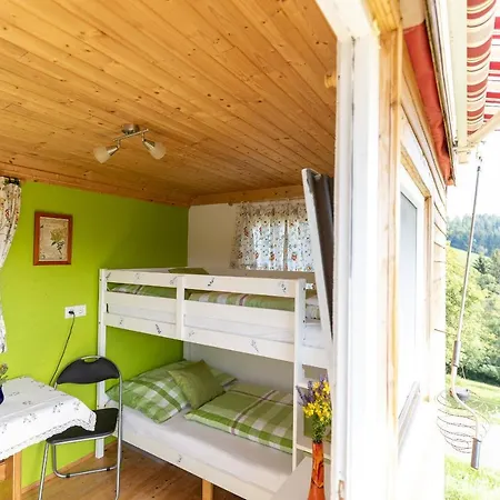 אוהל מפואר Urkraeuterwagen